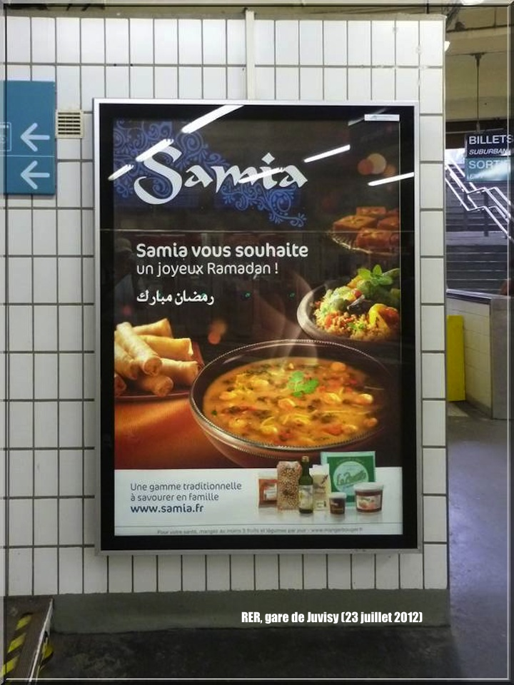 Un bon ramadan dans le métro parisien, sous le nez des laïcistes de Mediatransport.  Source : Observatoire de la Christianophobie